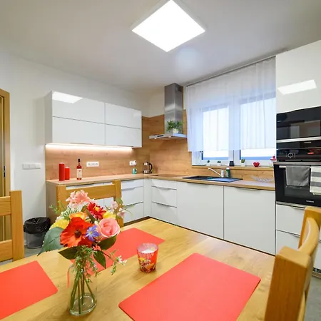 Apartmany Volavka 2 Plana nad Luznici Exterior photo